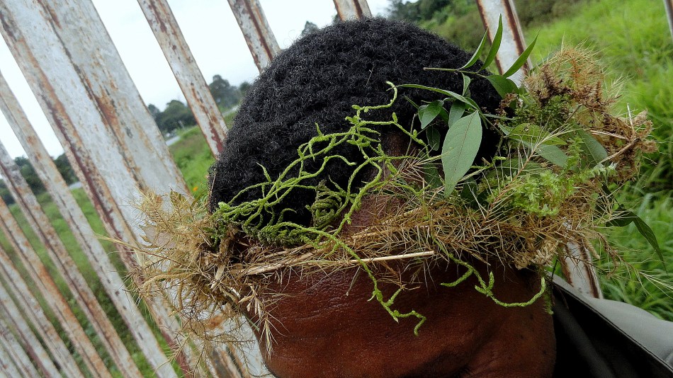 Huli Headgear - Closeup