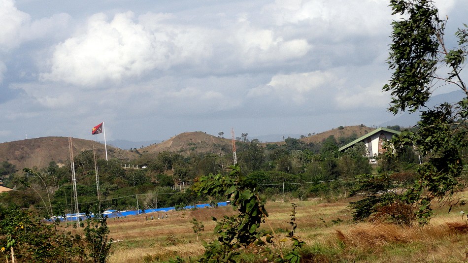 1.91 Houses of Parliament & Big Flag