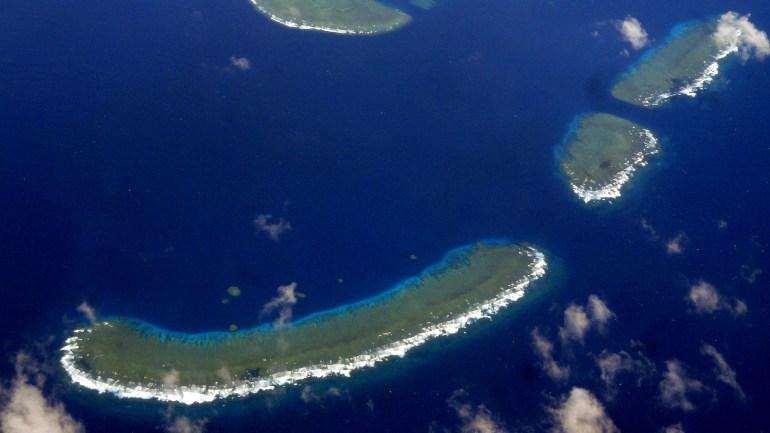 Barrier Reef from the Air 3
