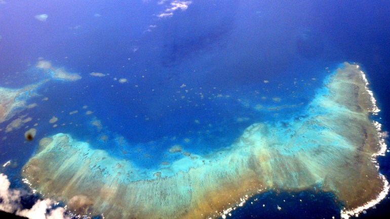 Barrier Reef from the Air 4