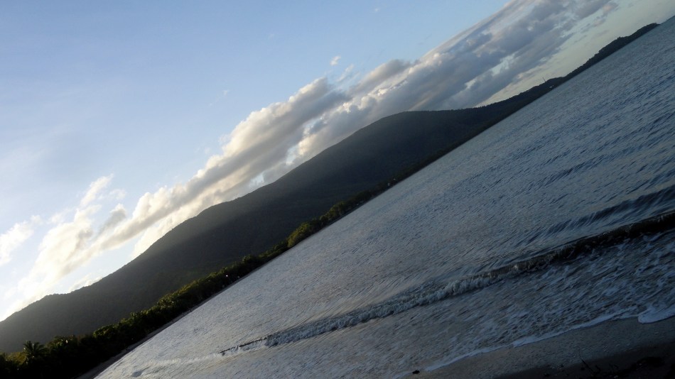 Ocean and Mountain - Kewarra