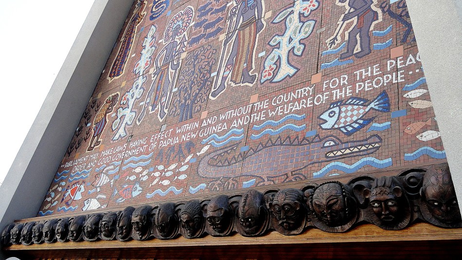 Parlmnt House Closeup