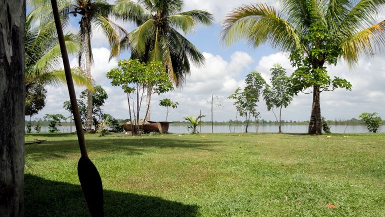 Dugout Paddle-Yard-River