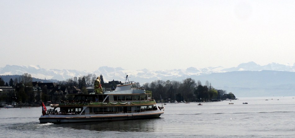 Lake Zurich - Mtns - Huge Easter Bunny