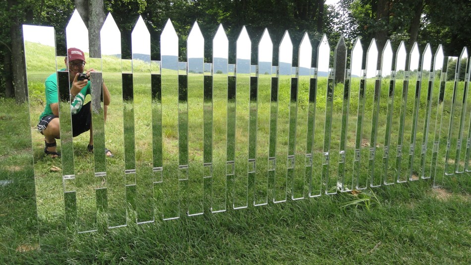 SK Mirror Fence Selfie