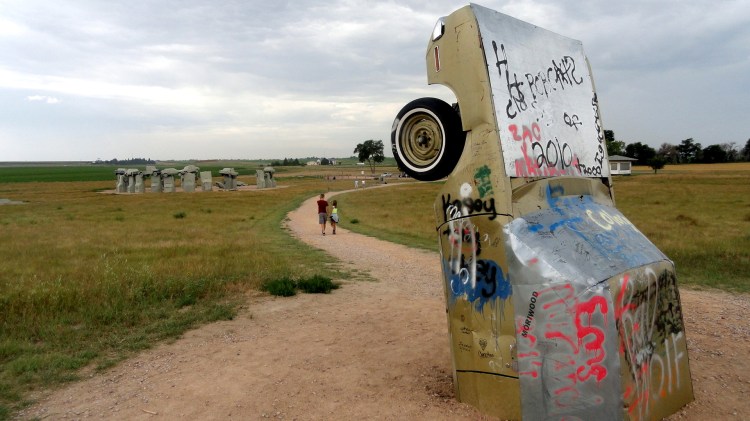Carhenge 10