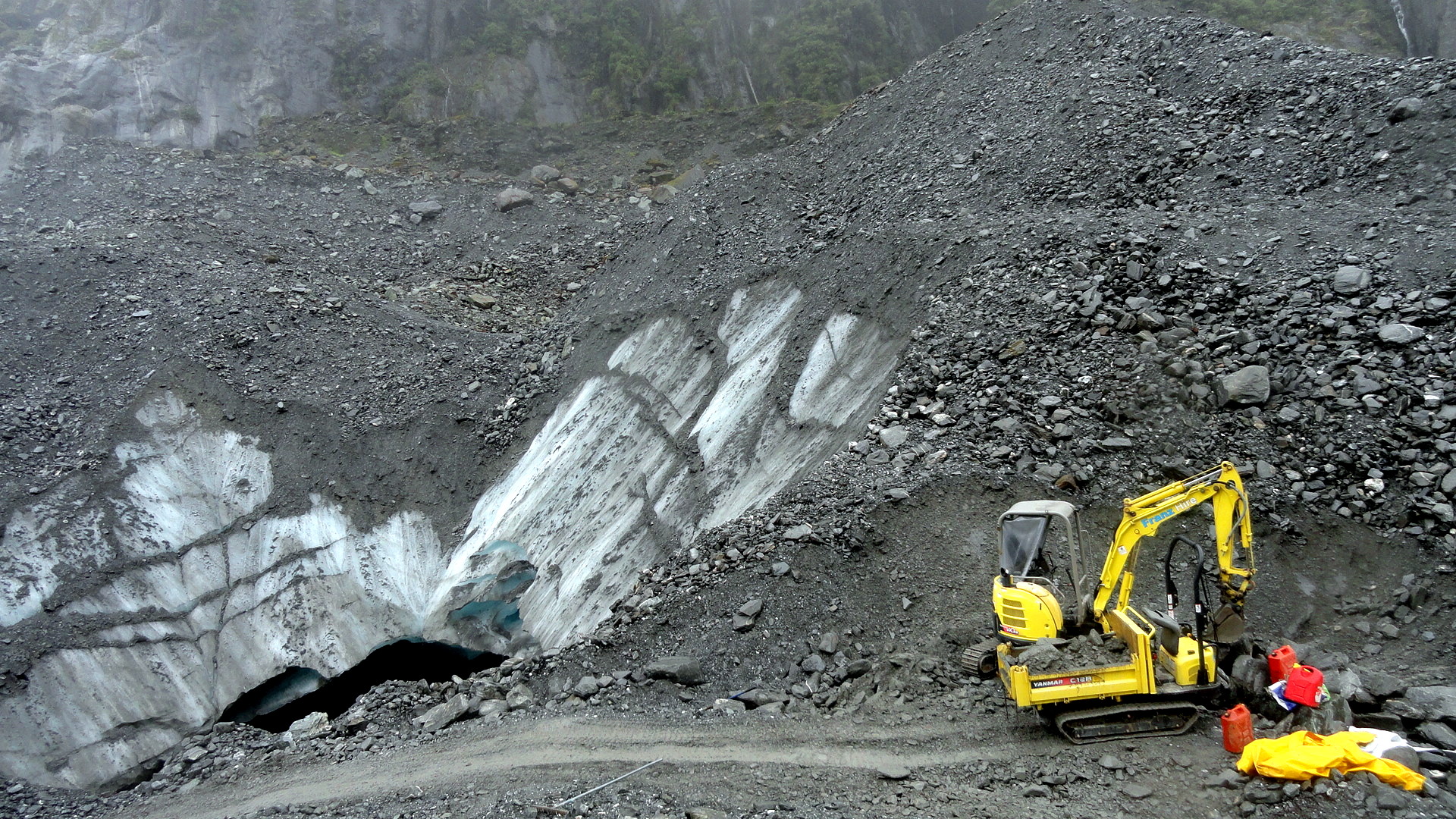 FJ Glacier Ice Cave & Equipment