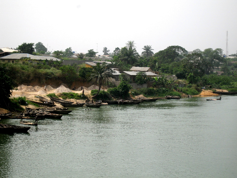 Rivers-Abia Border Boats & River